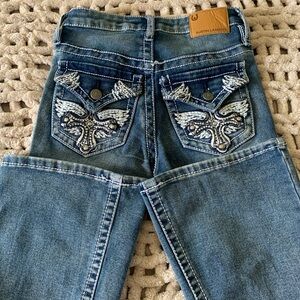 Austin Landing Blue Embroidered Jeans